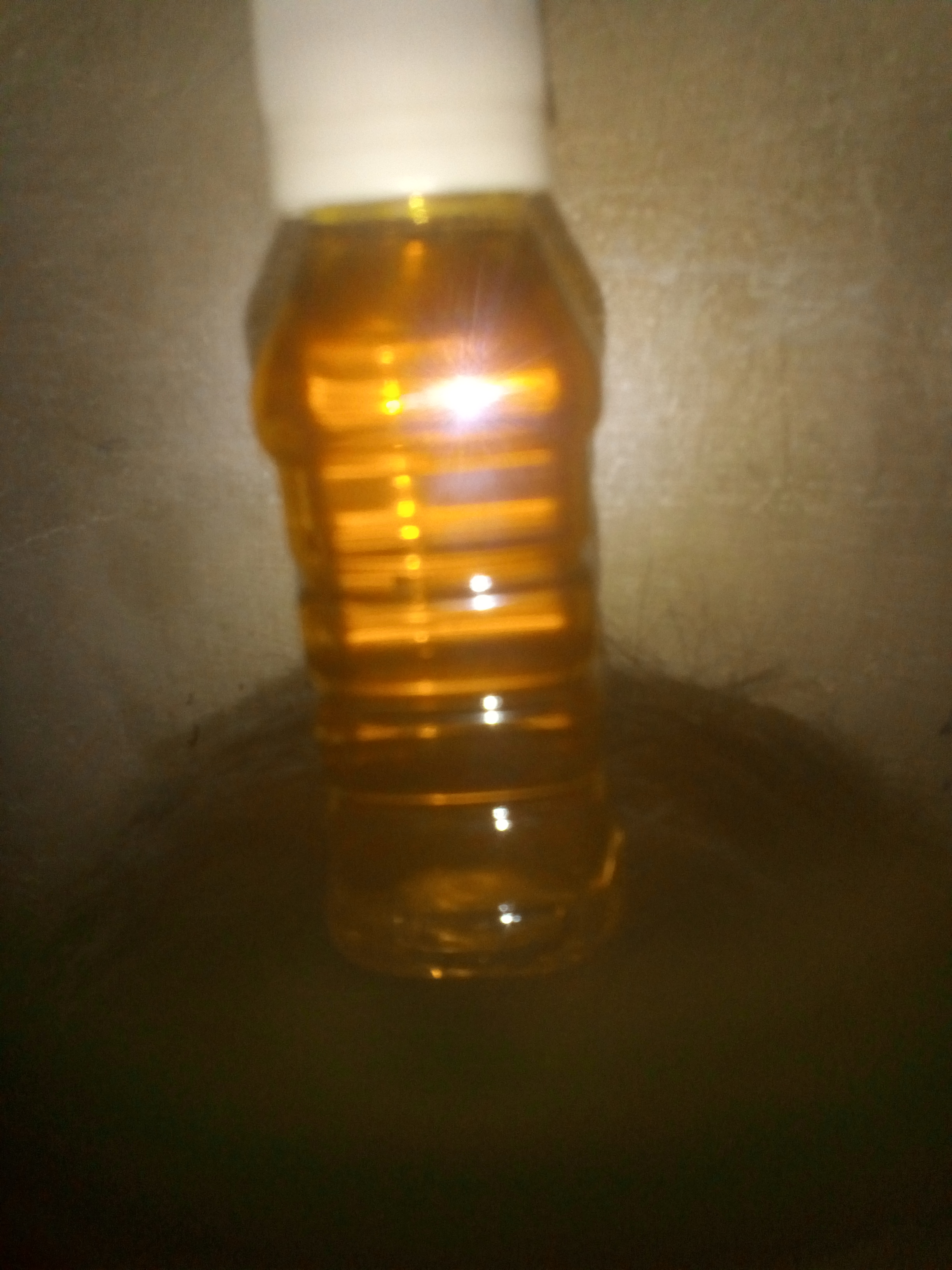 سرسوں تیل بوتل 